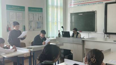 &quot;Жамбыл жалпы орта білім беретін мектебі&quot; КММ &quot;Сұңқар&quot; дебат клубы мектеп оқушыларымен 